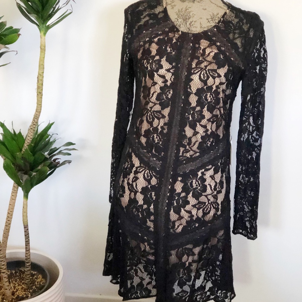 Everleigh lace long sleeve black cocktail dress